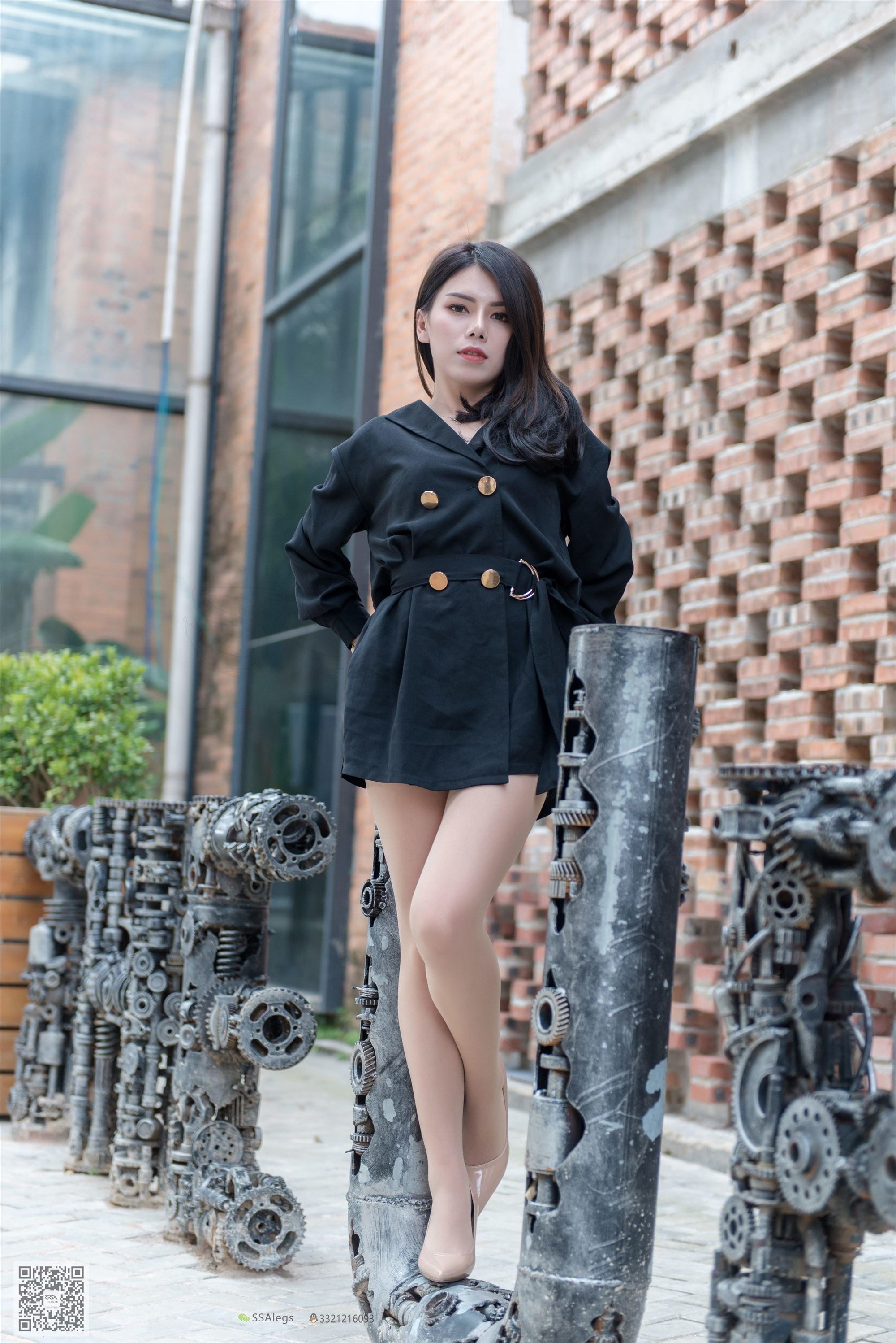 SSA丝社 NO.024 高冷混血女王芷沫肉丝街拍